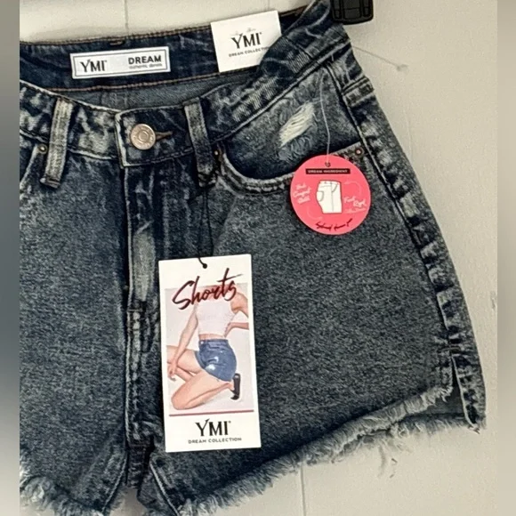 - YMI Dream Collection Denim Shorts Back Comfort Stretch Size 3/26 NWT - Picture 6 of 14